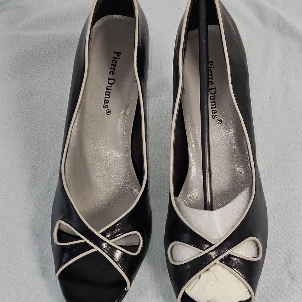 Pierre Dumas Women's Black and White Pinup Cut Out Heels Size 10